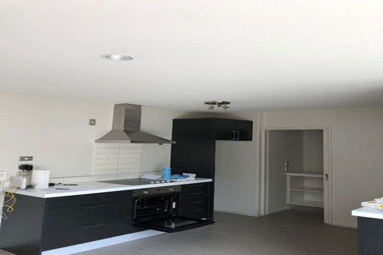 Photo of property in 545 Barbadoes Street, Edgeware, Christchurch, 8013