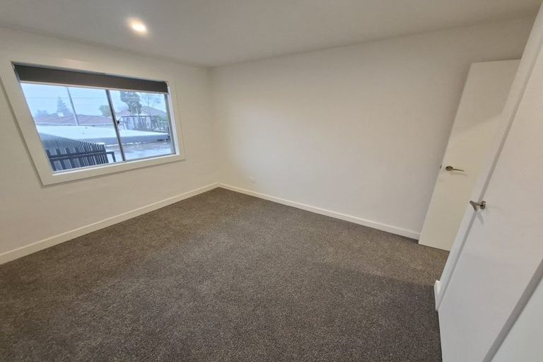 Photo of property in 33 Fulford Street, New Plymouth, 4310
