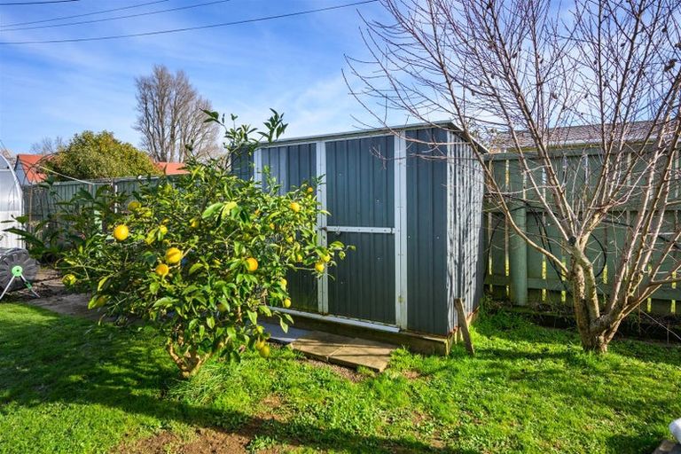 Photo of property in 21 Flower Street, Bulls, 4818