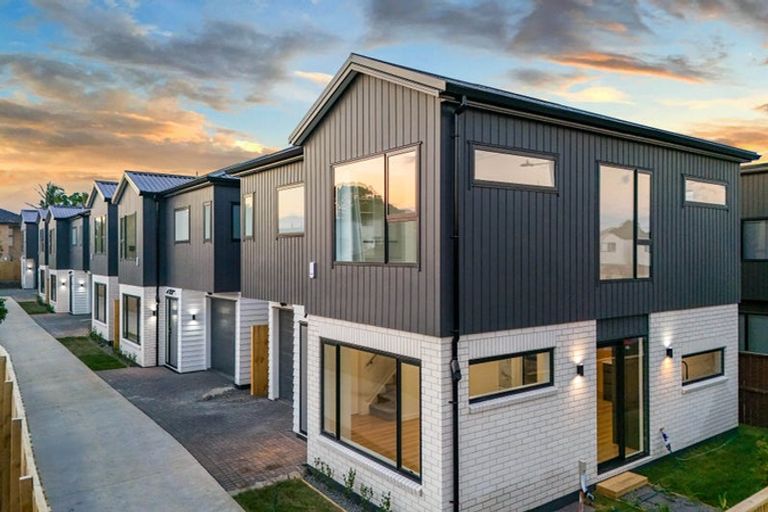 Photo of property in 71f Kimpton Road, Papatoetoe, Auckland, 2025