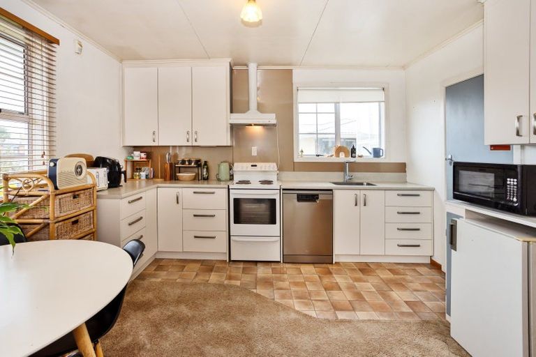 Photo of property in 800 Tweed Street, Rockdale, Invercargill, 9812