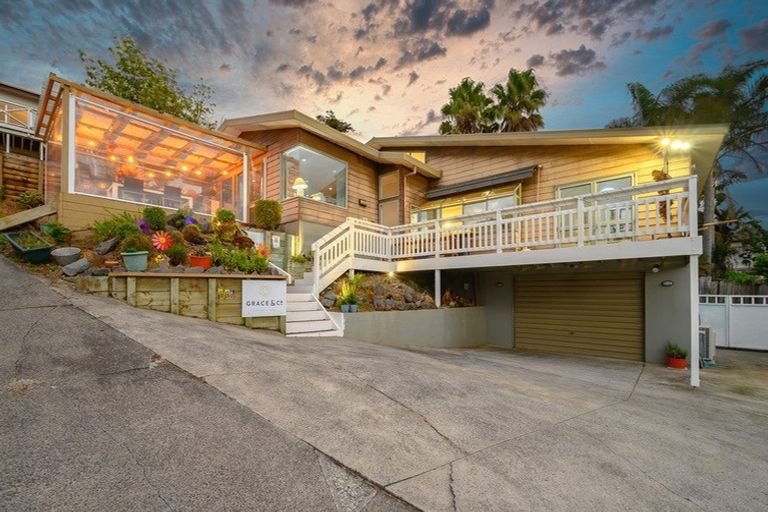 Photo of property in 2/24 Cranberry Place, Bucklands Beach, Auckland, 2012