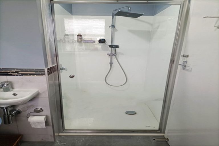 Photo of property in 177 Broderick Road, Johnsonville, Wellington, 6037