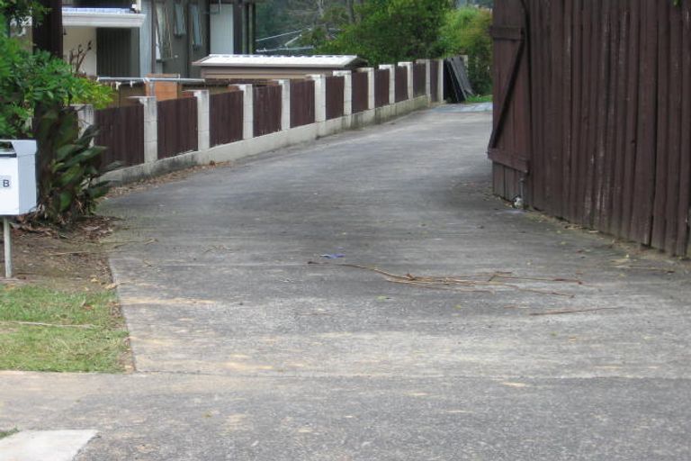 Photo of property in 1/18 Sartors Avenue, Northcross, Auckland, 0630