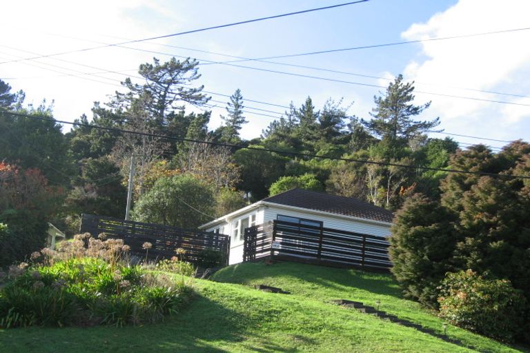 Photo of property in 43 Kairimu Street, Stokes Valley, Lower Hutt, 5019