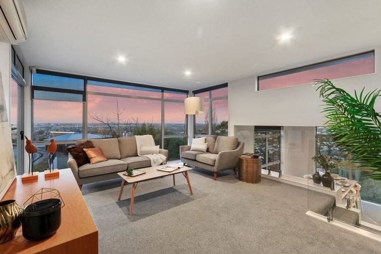 Photo of property in 6 Stoddart Lane, Cashmere, Christchurch, 8022