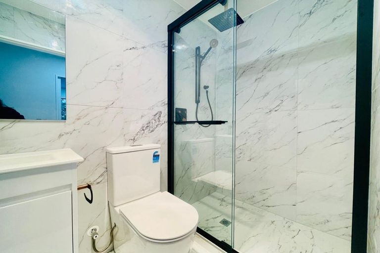 Photo of property in 18b Addington Avenue, Manurewa, Auckland, 2102