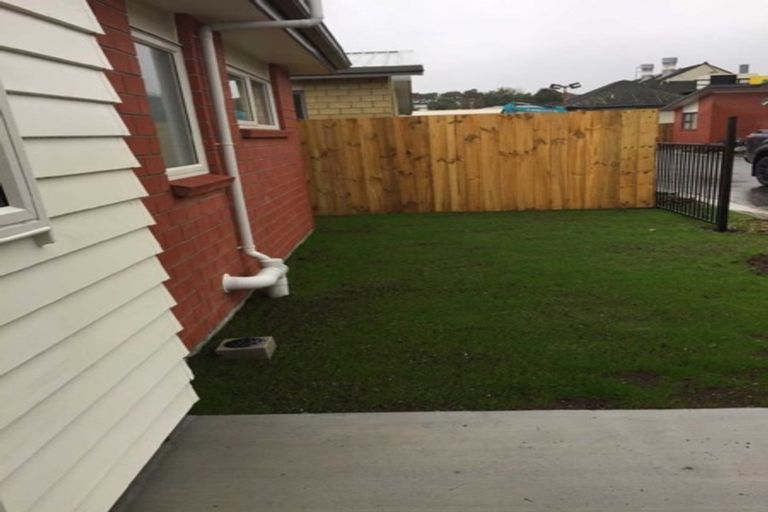 Photo of property in 11 Totara Meadows Court, Wiri, Auckland, 2104