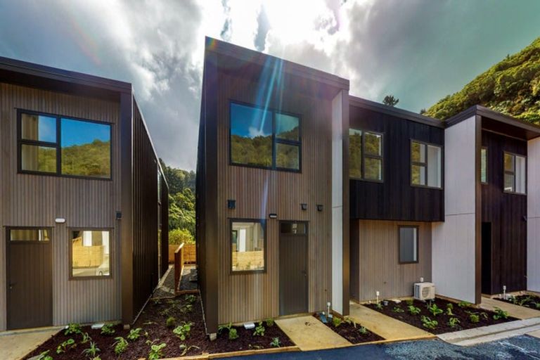 Photo of property in 47 Rua Kai Way, Brooklyn, Wellington, 6021