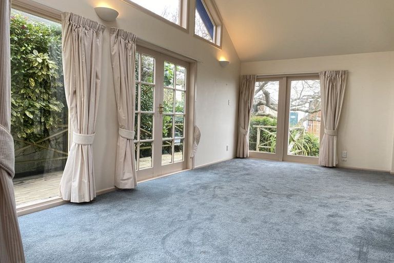 Photo of property in 71 Homebush Road, Khandallah, Wellington, 6035