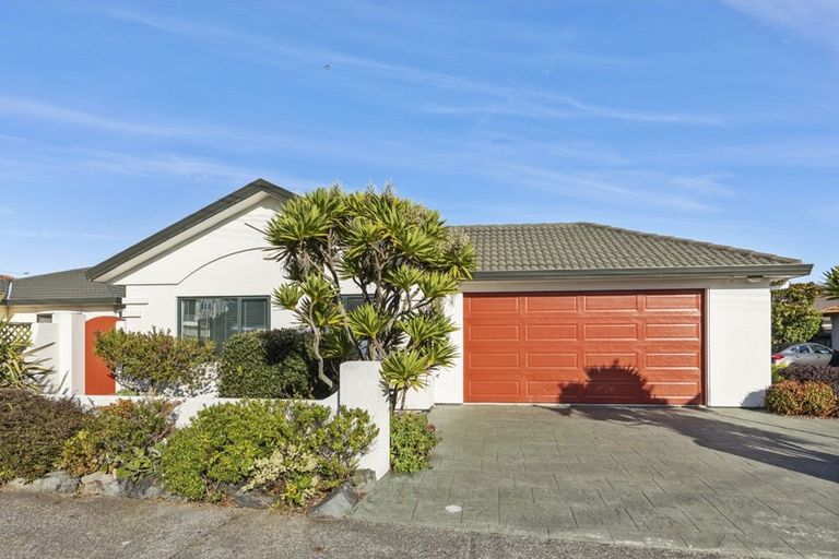 Photo of property in 3 Mabey Road, Avalon, Lower Hutt, 5011