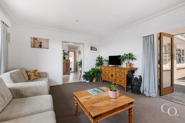 Photo of property in 12 Ngahere Street, Otumoetai, Tauranga, 3110