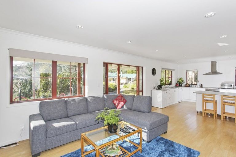 Photo of property in 59 Chamberlain Road, Bombay, 2675