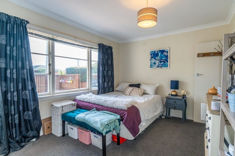 Photo of property in 106 Gilberthorpes Road, Hei Hei, Christchurch, 8042