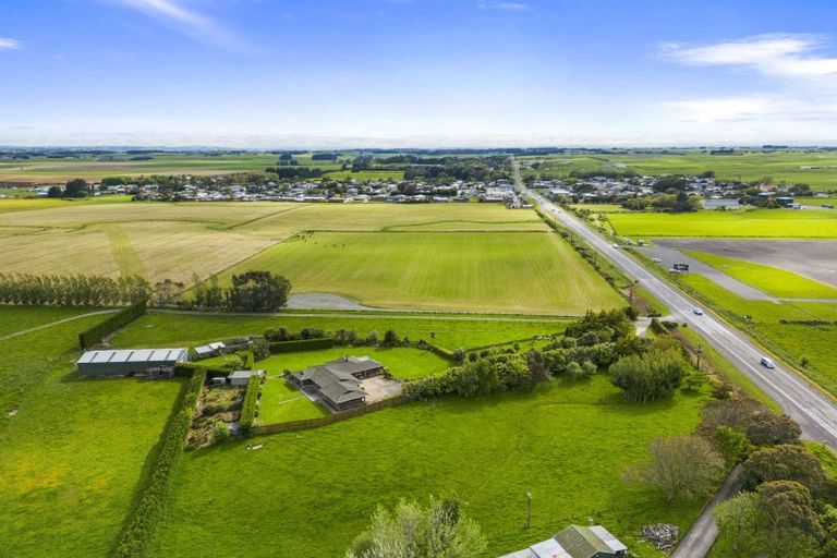 Photo of property in 2923 State Highway 1, Sanson, Palmerston North, 4479