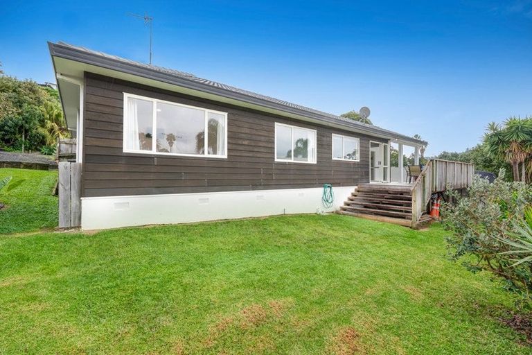 Photo of property in 11 Kestrel Heights, Arkles Bay, Whangaparaoa, 0932