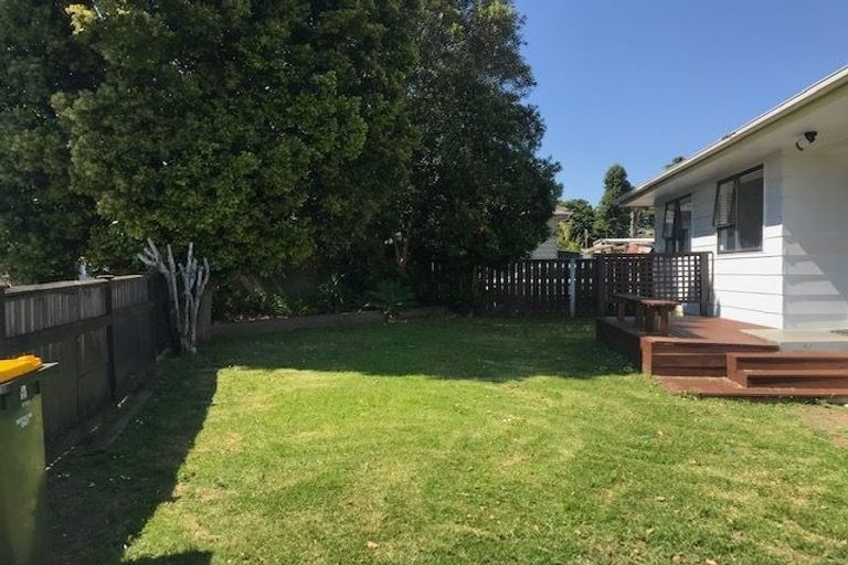 Photo of property in 4 Antalya Place, Manurewa, Auckland, 2102