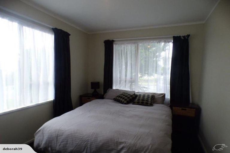 Photo of property in 48 Fyvie Avenue, Tawa, Wellington, 5028