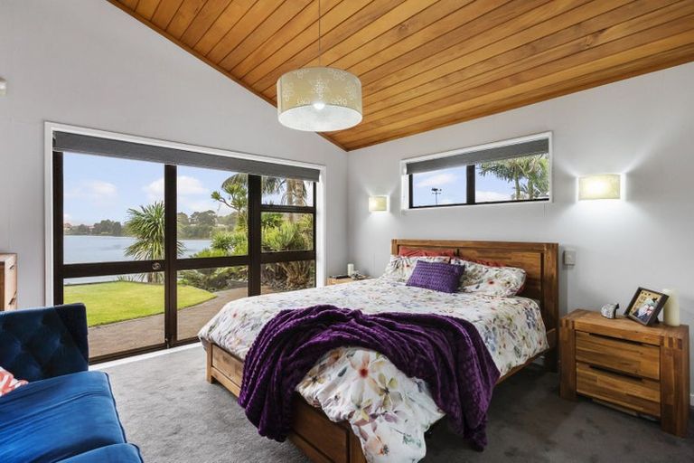 Photo of property in 15 Freelance Terrace, Pahurehure, Papakura, 2113