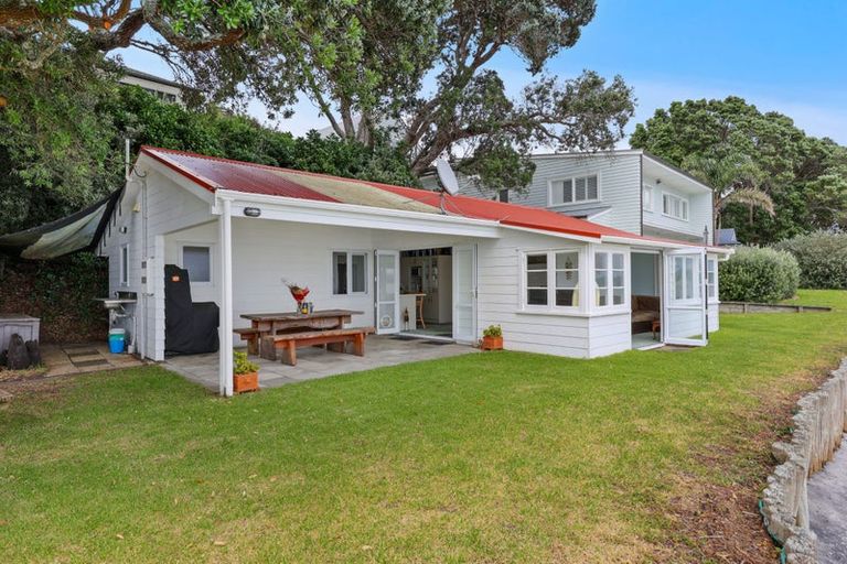 Photo of property in 63a Torkar Road, Clarks Beach, 2122