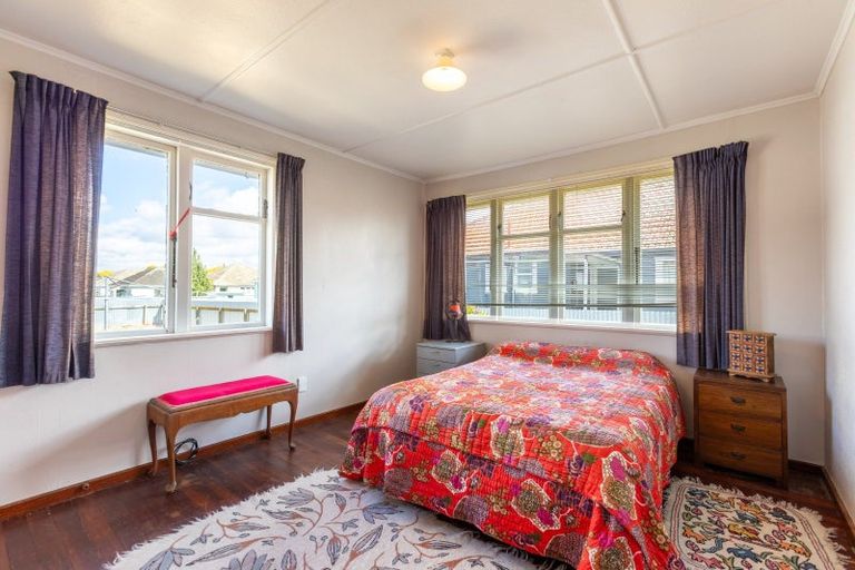 Photo of property in 18 Christian Street, Dannevirke, 4930