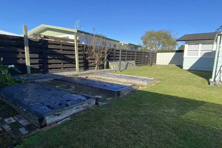 Photo of property in 42 Rutherford Street, Chedworth, Hamilton, 3210