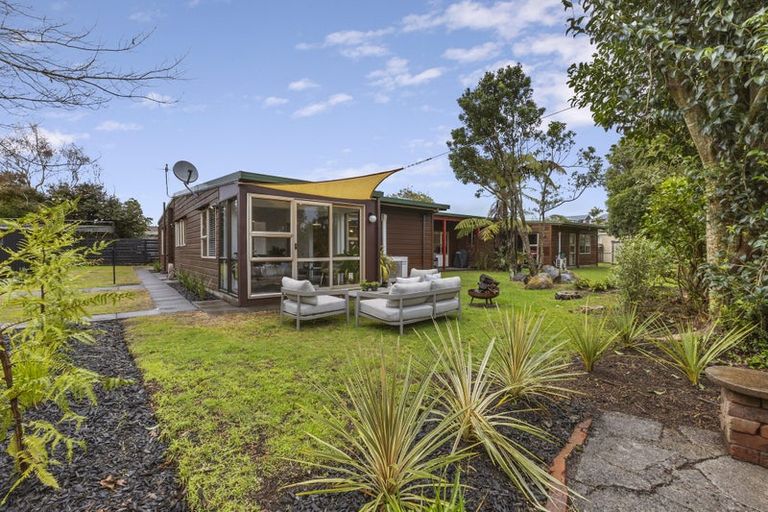 Photo of property in 3/2a Julian Place, Westown, New Plymouth, 4310