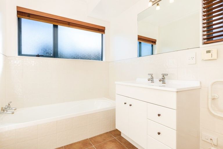 Photo of property in 1/2 Astelia Way, Waipahihi, Taupo, 3330