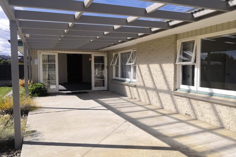 Photo of property in 19 Campbell Street, Alexandra, 9320