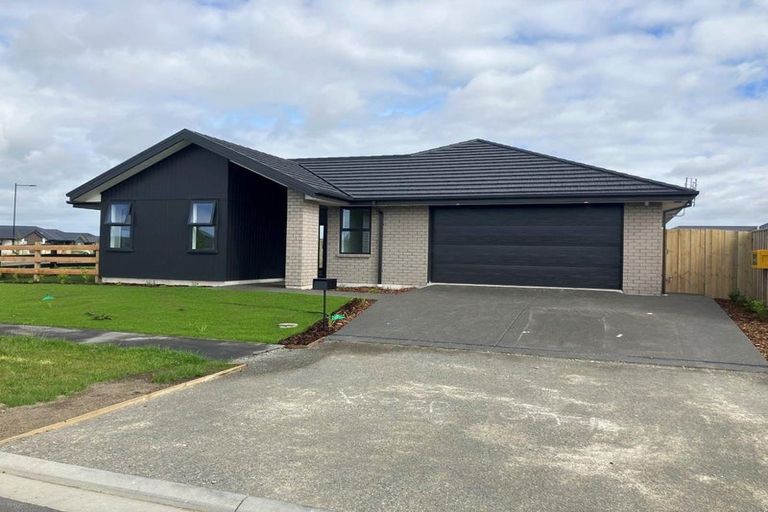 Photo of property in 1 Lovelock Avenue, Rolleston, 7615