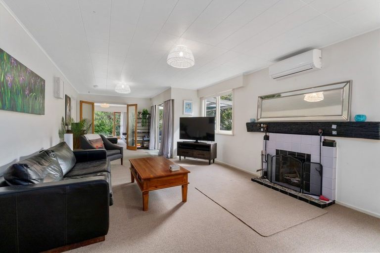 Photo of property in 4 Titoki Road, Waikanae Beach, Waikanae, 5036