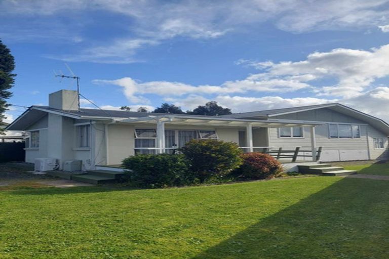 Photo of property in 54 Tuhikaramea Road, Dinsdale, Hamilton, 3204