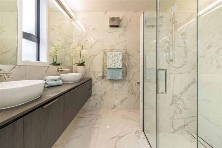 Photo of property in 43 Chepstow Avenue, Fendalton, Christchurch, 8052