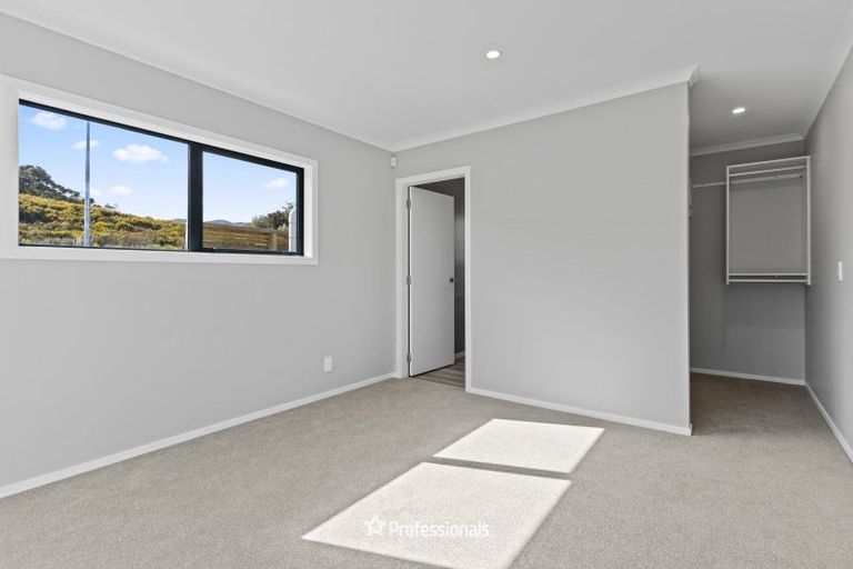 Photo of property in 38 Harry Martin Lane, Wainuiomata, Lower Hutt, 5014