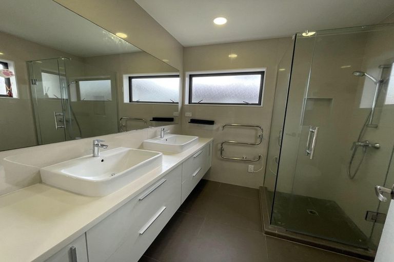 Photo of property in 229 Wainui Road, Silverdale, 0932