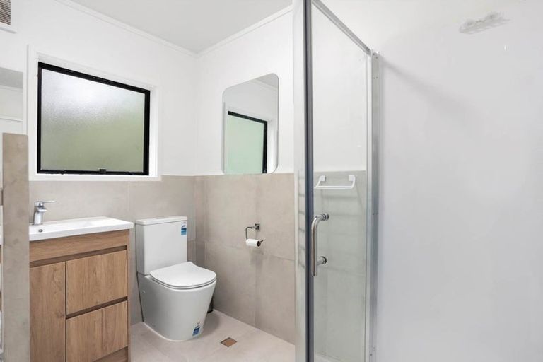 Photo of property in 1/184 Hutchinson Avenue, New Lynn, Auckland, 0600