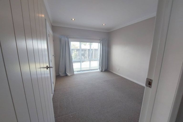 Photo of property in 70 Lemon Street, New Plymouth, 4310