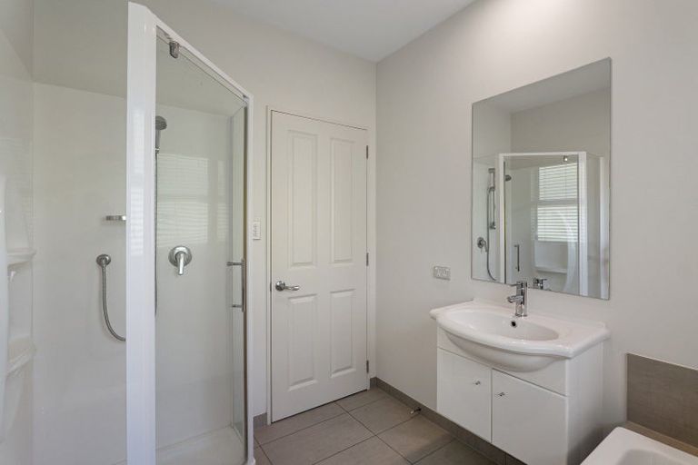 Photo of property in 18 Kenmure Drive, Huntsbury, Christchurch, 8022