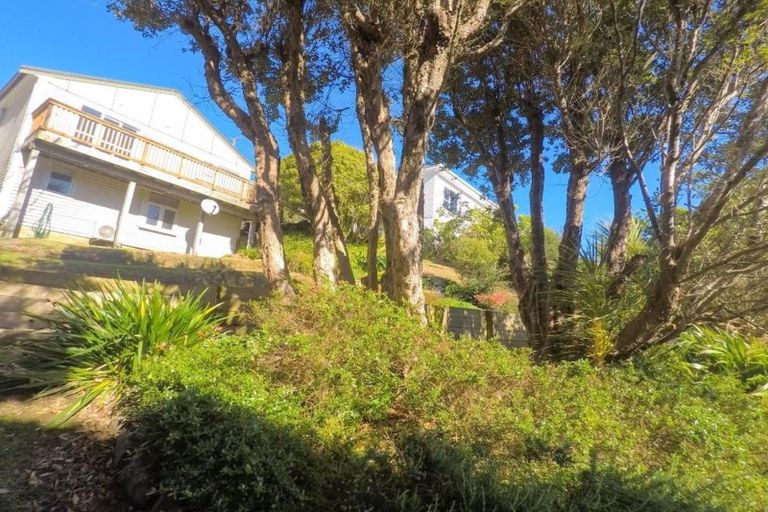 Photo of property in 66 Tarawera Road, Johnsonville, Wellington, 6037