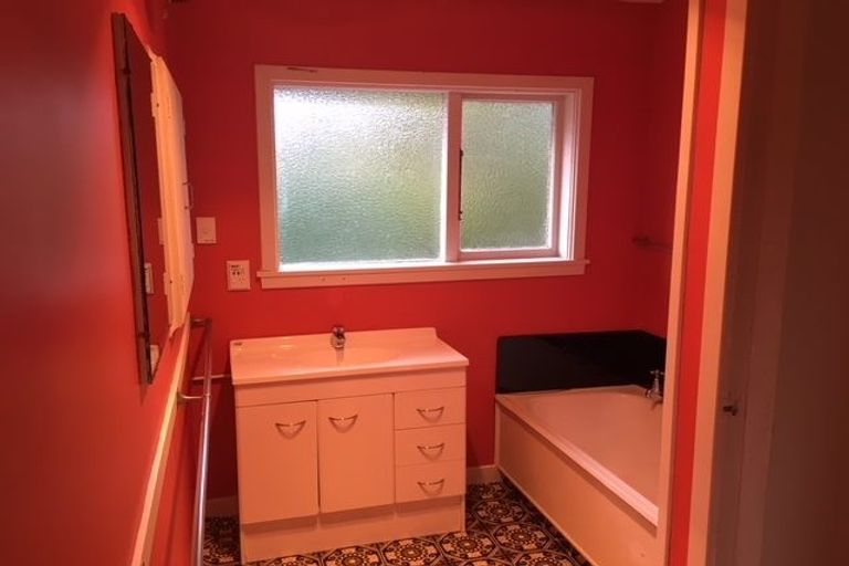 Photo of property in 138 Fendalton Road, Fendalton, Christchurch, 8052