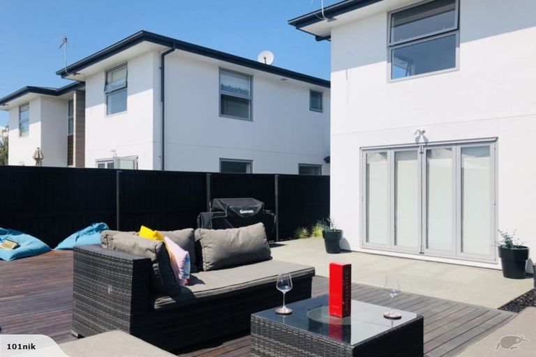 Photo of property in 3/20 Old Red Barn Road, Halswell, Christchurch, 8025