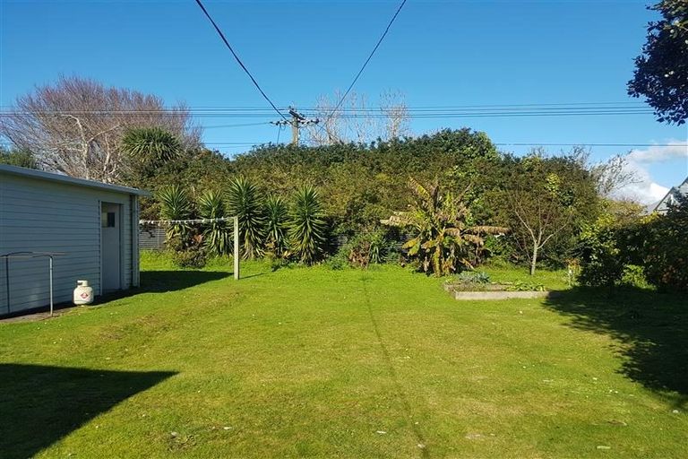 Photo of property in 26 Cornwall Street, Brooklands, New Plymouth, 4310