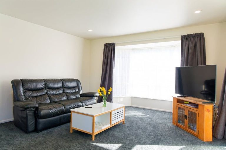 Photo of property in 8 Reeves Street, Cheviot, 7310