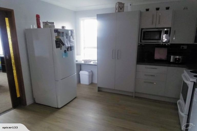 Photo of property in 26 Warwick Place, Brookfield, Tauranga, 3110