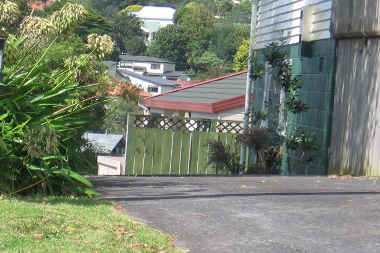 Photo of property in 1/57 Verran Road, Birkenhead, Auckland, 0626