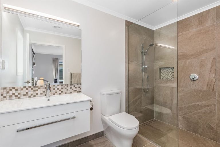 Photo of property in 17 Waitaria Terrace, Aotea, Porirua, 5024