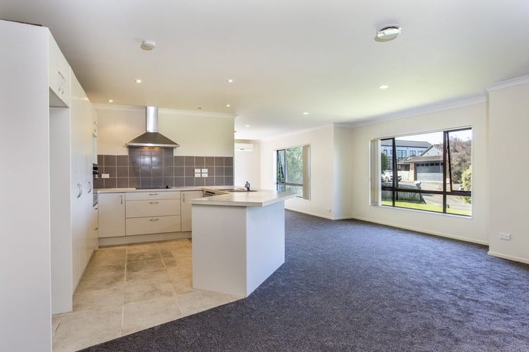 Photo of property in 36 Te Kauri Place, Helensville, 0800