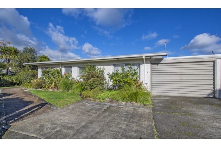 Photo of property in 2/81 Old Onerahi Road, Onerahi, Whangarei, 0110