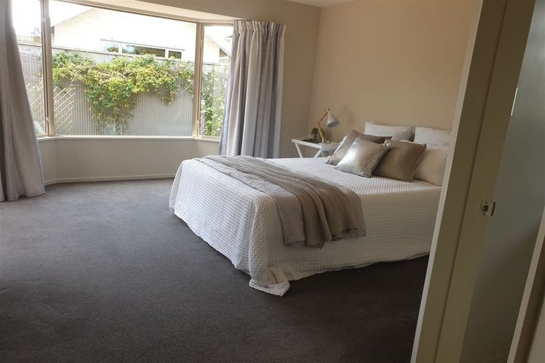 Photo of property in 84 Paparoa Street, Papanui, Christchurch, 8053