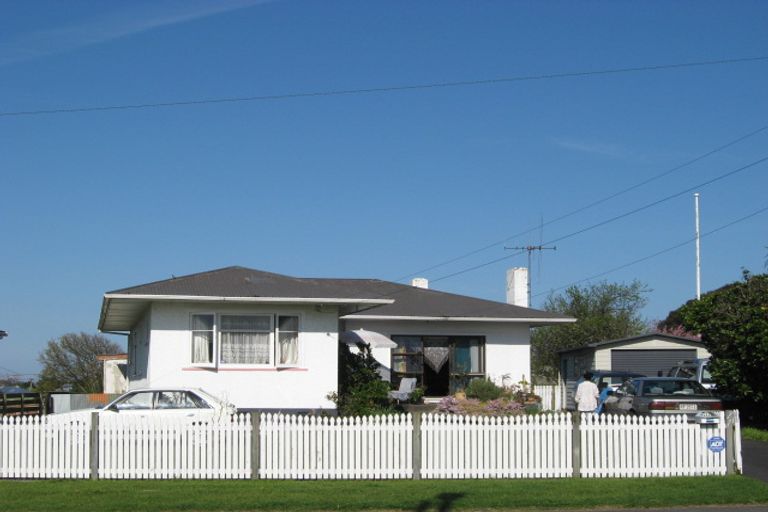 Photo of property in 27 Puriri Street, Gonville, Whanganui, 4501